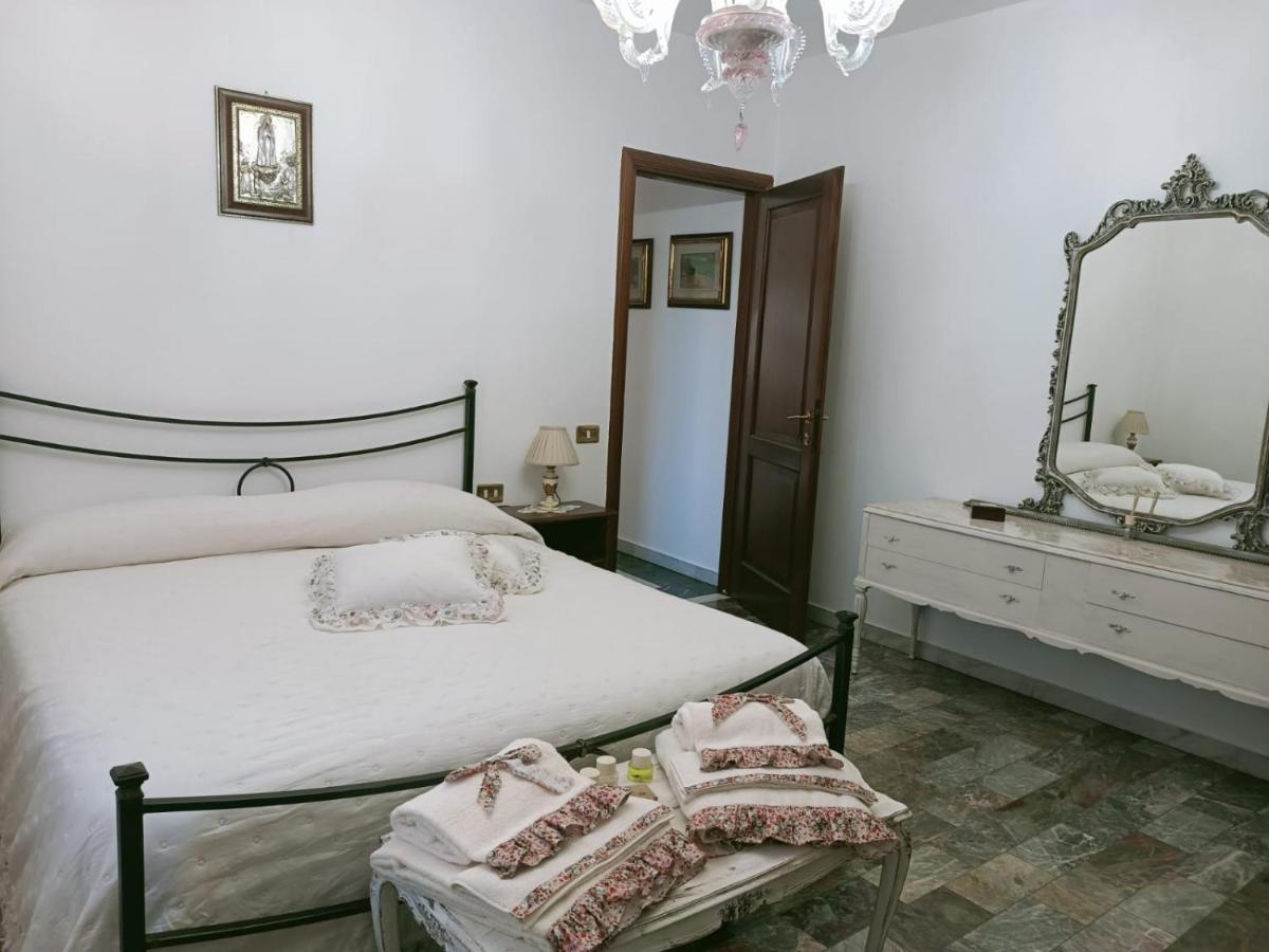 Pianore Pirro & Sharon House Bed & Breakfast エクステリア 写真