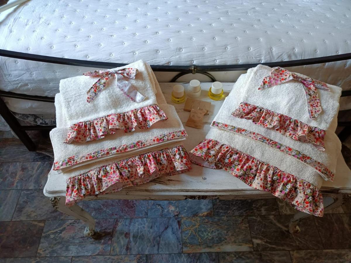 Pianore Pirro & Sharon House Bed & Breakfast エクステリア 写真