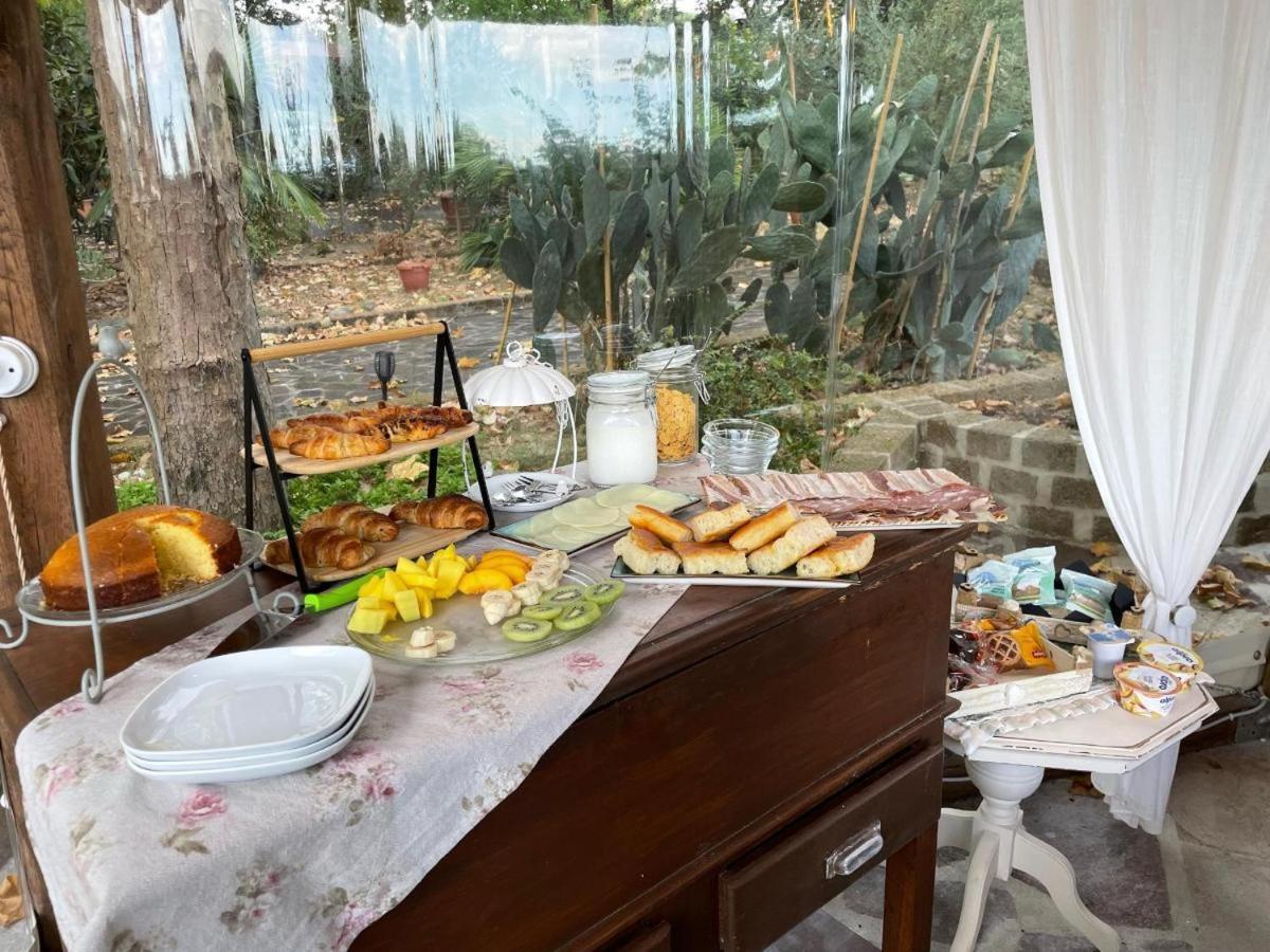 Pianore Pirro & Sharon House Bed & Breakfast エクステリア 写真