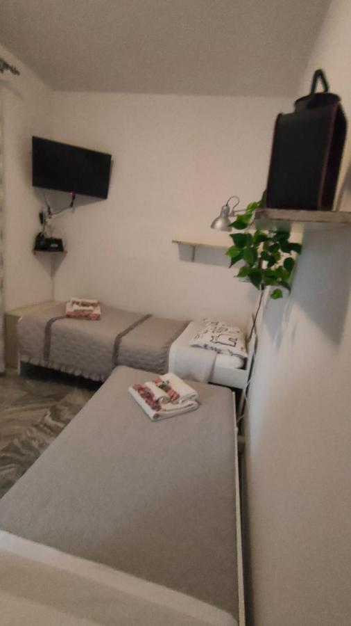 Pianore Pirro & Sharon House Bed & Breakfast エクステリア 写真